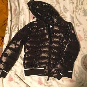 Guess puffer jacket
